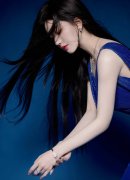 <b>14岁女孩张开腿打扑克 - 14岁女孩张开腿打扑克老</b>
